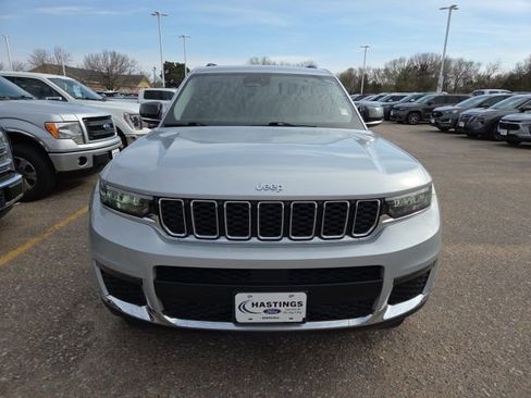 Used 2023 Jeep Grand Cherokee L Limited w/ Trailer Tow Group (B) image 11