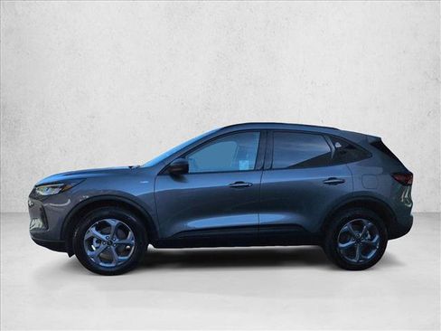 Used 2025 Ford Escape ST-Line image 9