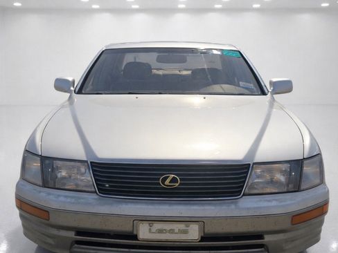 Used 1996 Lexus LS 400 image 2