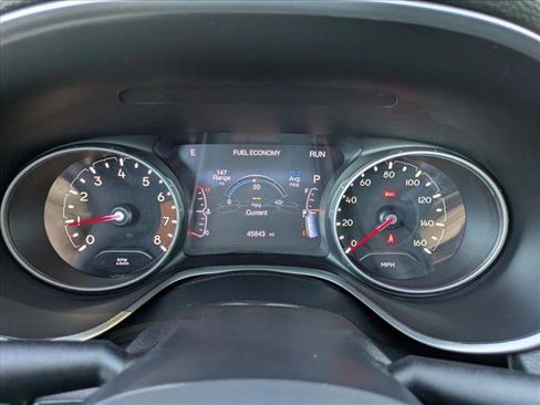 Used 2021 Jeep Compass Latitude image 11