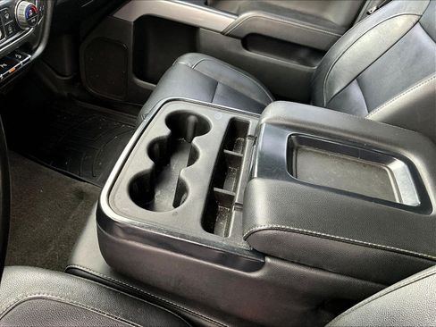 Used 2018 Chevrolet Silverado 1500 LT w/ All Star Edition AWD/4WD image 18