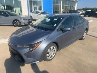 Used 2024 Toyota Corolla LE video 3