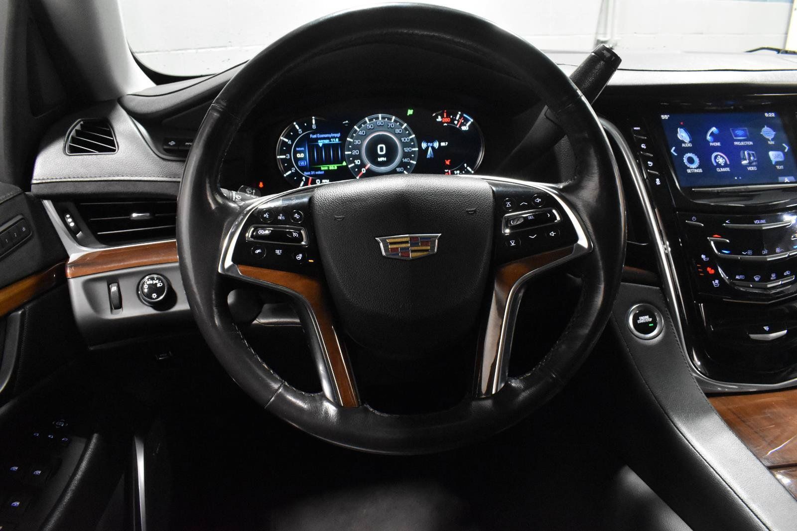 Used 2020 Cadillac Escalade Premium Luxury w/ Escalade Sport Edition AWD/4WD image 8