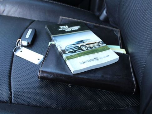 Used 2014 RAM 1500 Laramie w/ Convenience Group image 30