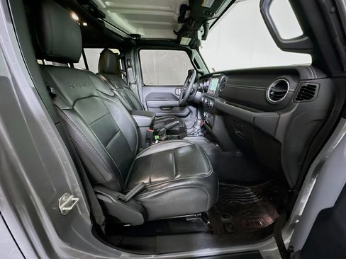 Used 2023 Jeep Wrangler Sahara w/ Cold Weather Group image 29