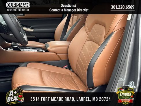 Used 2025 Nissan Pathfinder Platinum w/ Cargo Package AWD/4WD image 6