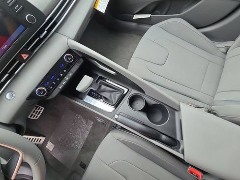 Certified 2025 Hyundai Elantra Sport FWD image 32
