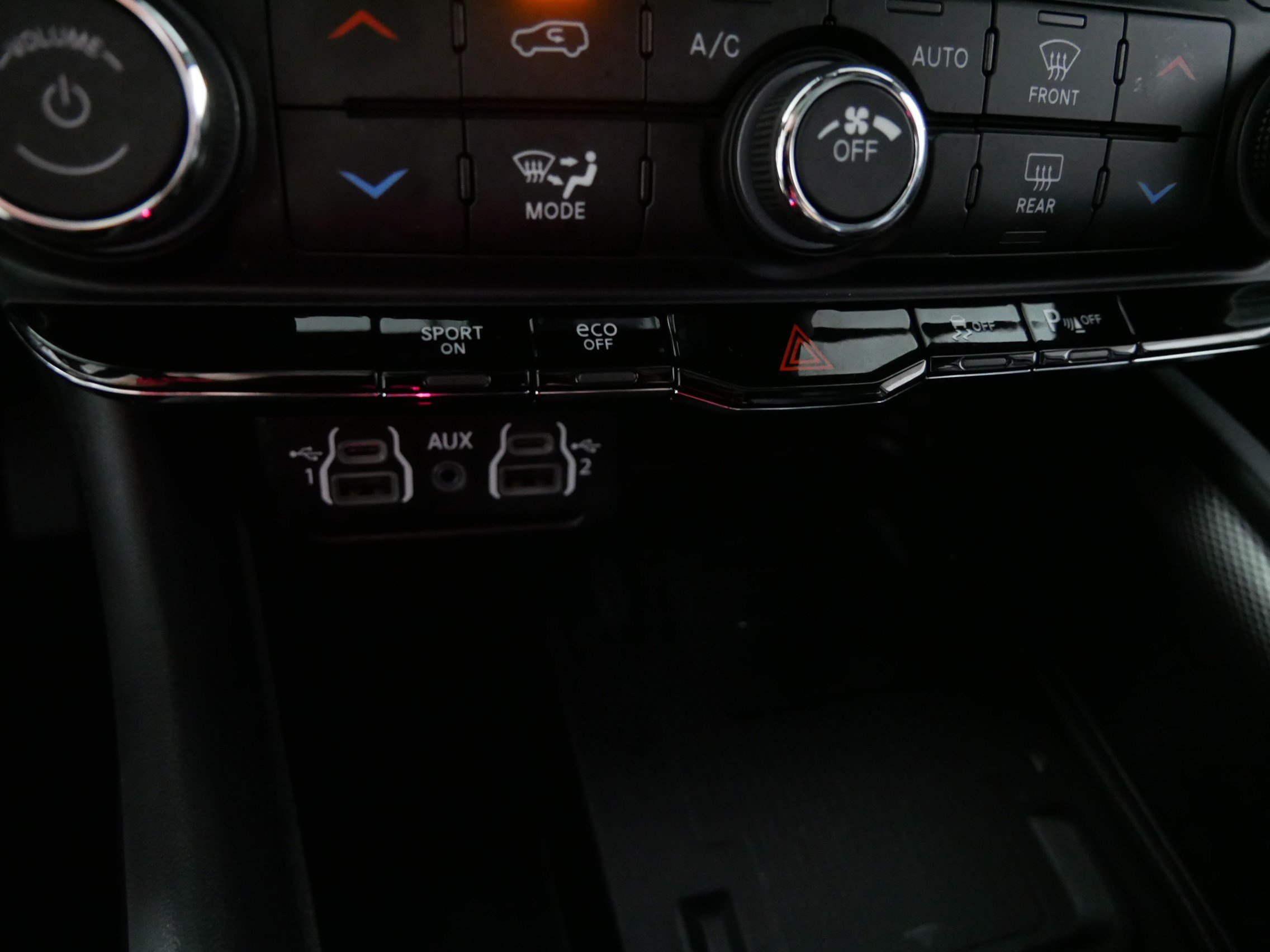 Used 2023 Dodge Durango R/T AWD/4WD image 29