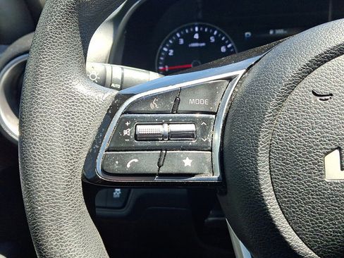 Used 2022 Kia Forte LXS FWD image 20