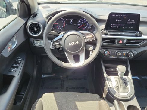 Used 2023 Kia Forte LXS w/ LXS Technology Package FWD image 17