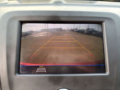 Used 2020 Chevrolet Equinox LT w/ Driver Convenience Package image 19