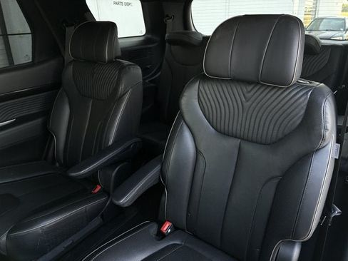 Used 2024 Hyundai Palisade Calligraphy FWD image 21