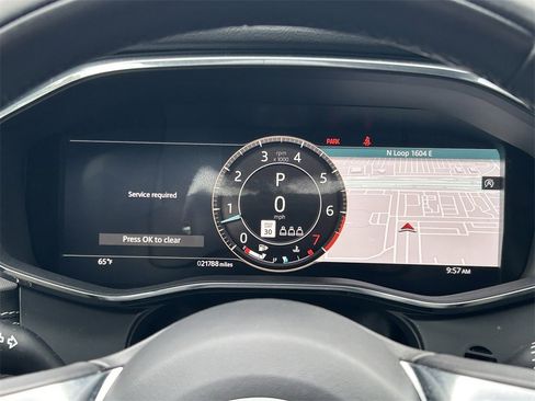 Used 2024 Jaguar F-PACE R-Dynamic S image 38