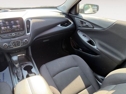Used 2024 Chevrolet Malibu LT FWD image 12
