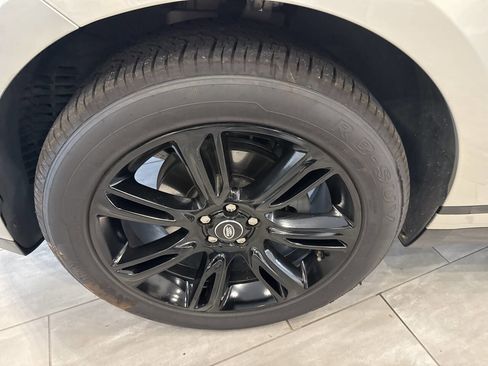 Used 2020 Land Rover Range Rover Velar R-Dynamic S image 50