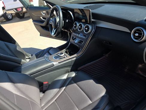 Used 2019 Mercedes-Benz C 300 Sedan w/ Premium Package image 17