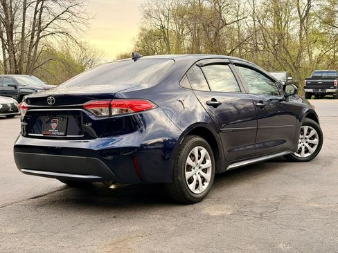 Used 2020 Toyota Corolla LE FWD image 6