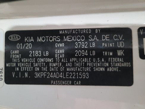 Used 2020 Kia Forte LXS FWD image 33