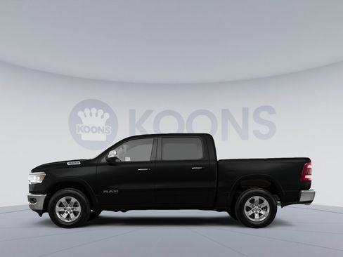 Used 2021 RAM 1500 Laramie w/ Advanced Safety Group AWD/4WD image 2