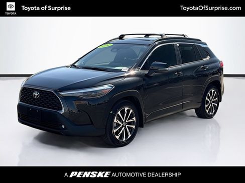 Used 2024 Toyota Corolla Cross XLE w/ Convenience Package FWD image 1