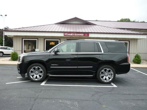 Used 2015 GMC Yukon Denali w/ Touring Package AWD/4WD image 26