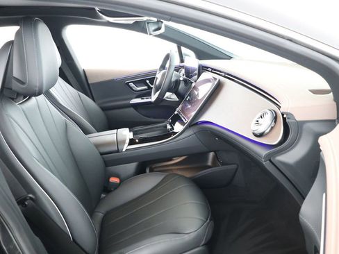 Used 2024 Mercedes-Benz EQE 350+ 4MATIC Sedan w/ Driver Assistance Package image 22