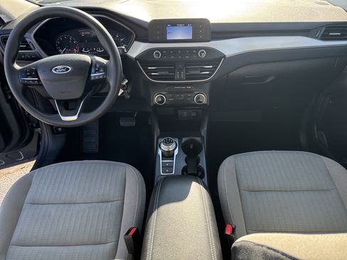 Certified 2022 Ford Escape S image 18