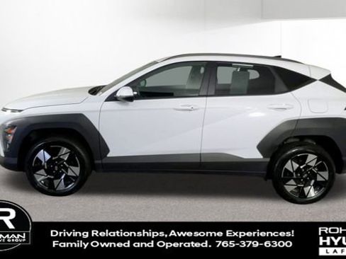 Used 2025 Hyundai Kona SEL image 5
