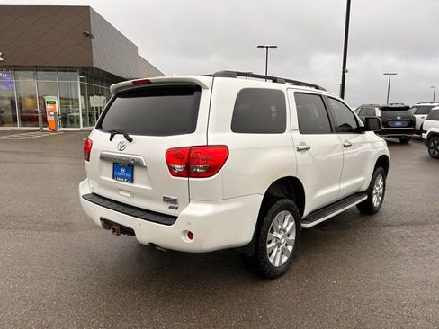 Used 2013 Toyota Sequoia Platinum image 5