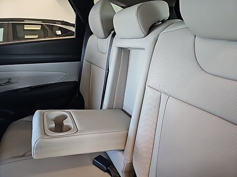 New 2026 Hyundai Tucson Limited image 35