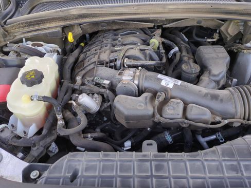 Certified 2023 Jeep Grand Cherokee Laredo image 22