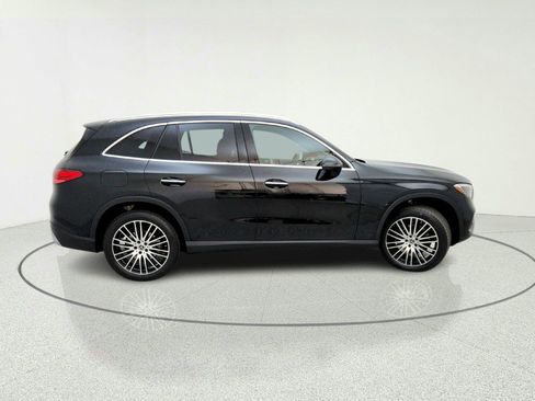 Certified 2023 Mercedes-Benz GLC 300 4MATIC w/ Driver Assistance Package image 7
