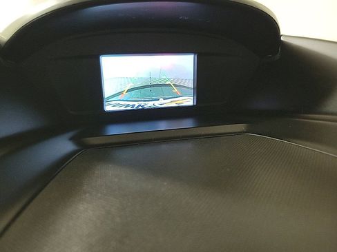 Used 2018 Ford Escape S image 18