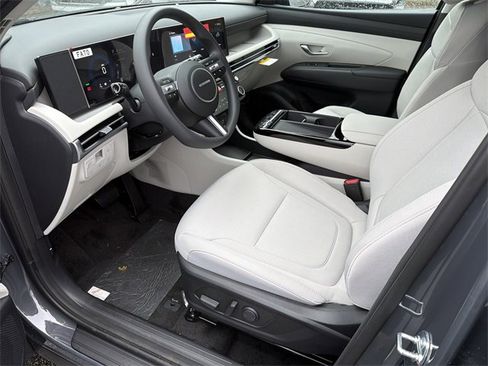 New 2026 Hyundai Tucson SEL image 9