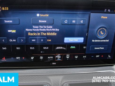 Used 2025 Ford Mustang Premium RWD image 33
