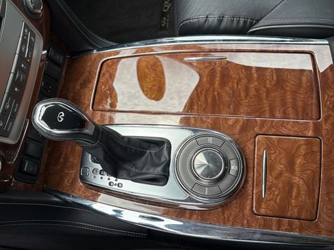 Used 2019 INFINITI QX80 Luxe w/ All-Season Package RWD image 23