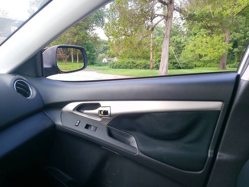 Used 2010 Toyota Matrix FWD image 36