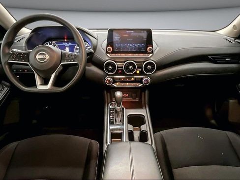 Used 2024 Nissan Sentra SV FWD image 7