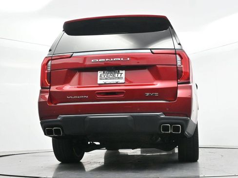 Used 2025 GMC Yukon Denali Ultimate AWD/4WD image 60