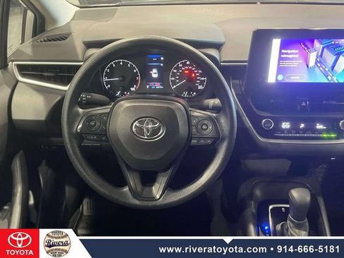 Used 2024 Toyota Corolla LE w/ LE Convenience Package FWD image 14