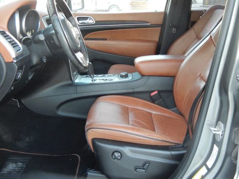 Used 2012 Jeep Grand Cherokee Overland Summit image 28