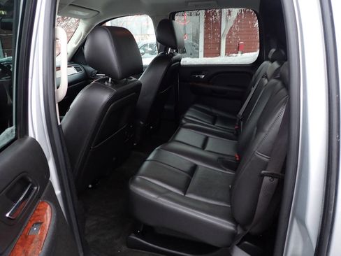 Used 2013 Chevrolet Avalanche LT w/ All-Star Edition image 7