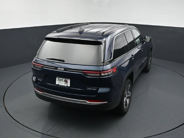 New 2026 Jeep Grand Cherokee Limited AWD/4WD image 17