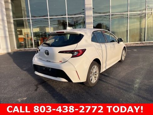 Used 2024 Toyota Corolla SE image 3