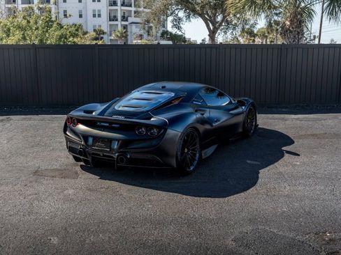 Used 2020 Ferrari F8 Tributo image 27