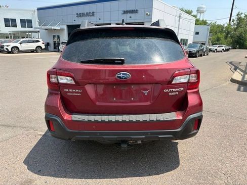 Used 2018 Subaru Outback 3.6R Limited AWD/4WD image 4