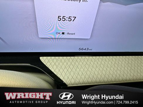 Certified 2025 Genesis GV80 3.5T Prestige AWD/4WD image 24