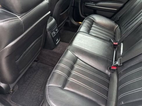 Used 2017 Chrysler 300 S w/ 300S Premium Group image 32