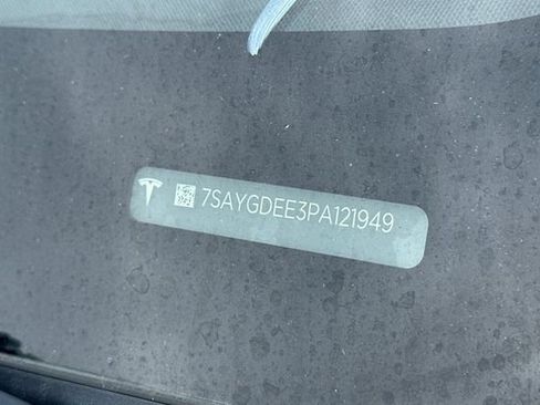 Used 2023 Tesla Model Y AWD image 4