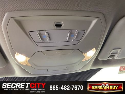 Used 2018 Ford Escape SEL FWD image 19